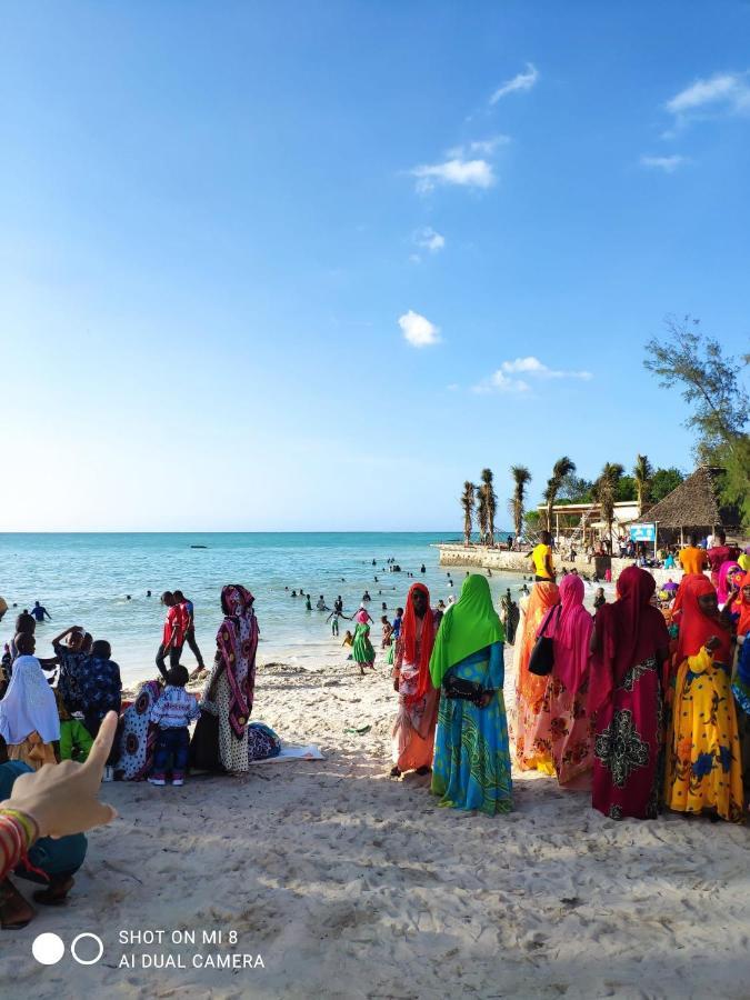 Aurora Beach Hotel Nungwi Eksteriør bilde